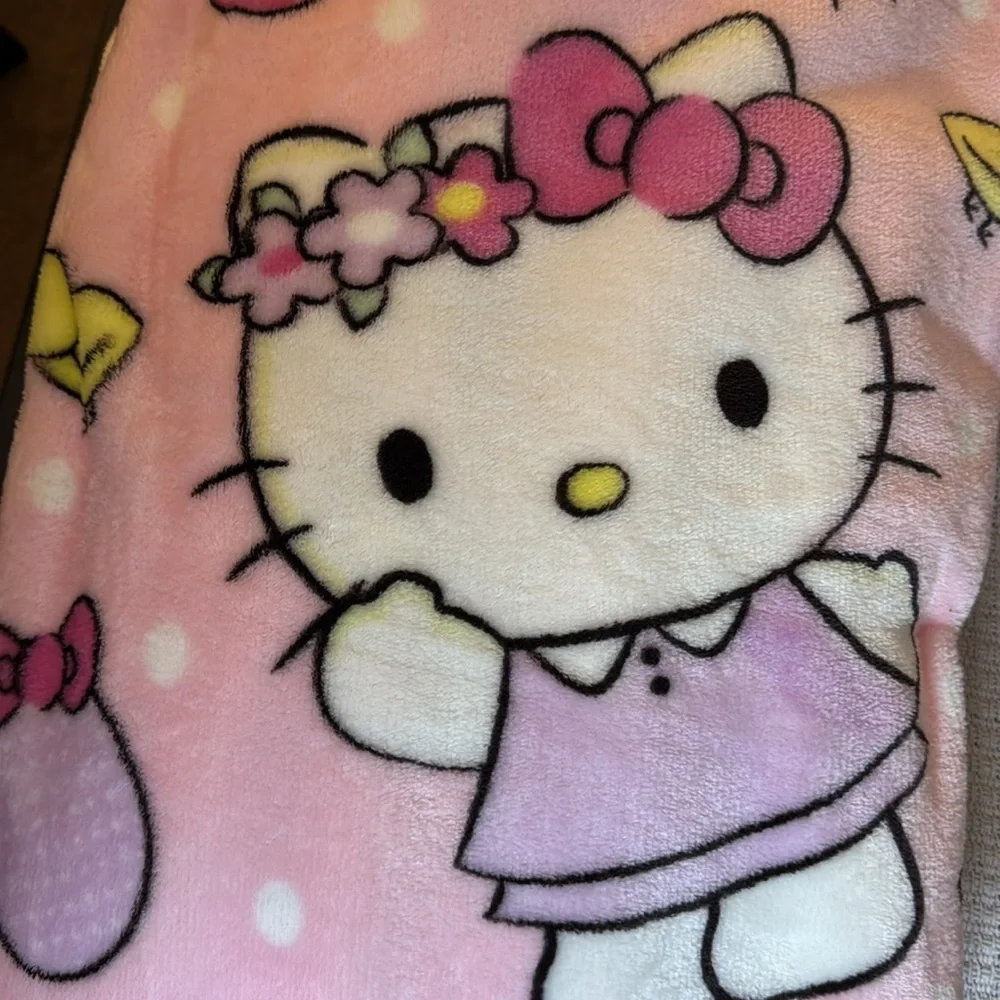 Hello‎ Kitty Pink Easter Throw Blanket 50x70 Sanrio Spring NWT